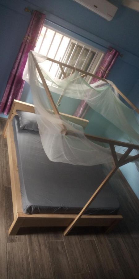Maison Charlotte Forever Chambre D'Hotes Chez Un Couple Belgo Togolais Lomé Exterior foto
